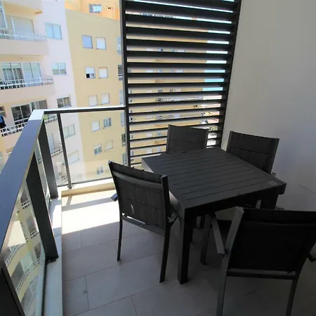 T2 Rocha Prime Seafront Apartment *
