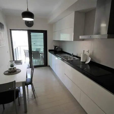 Apartment T2 Rocha Prime Seafront *